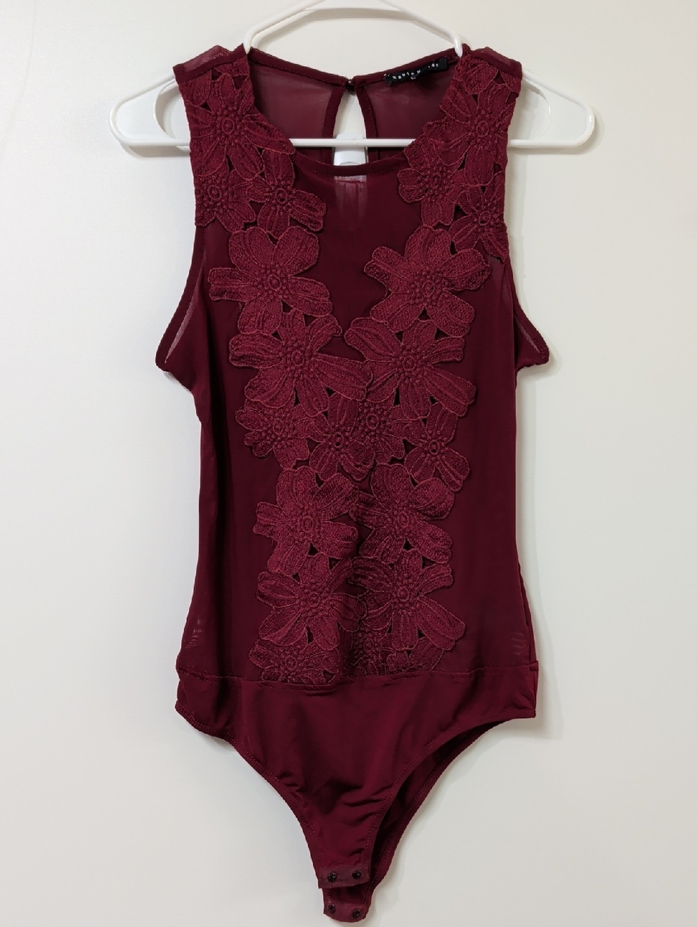 Haute Monde Sheer Burgundy Floral Embroidery Bodysuit Size Large